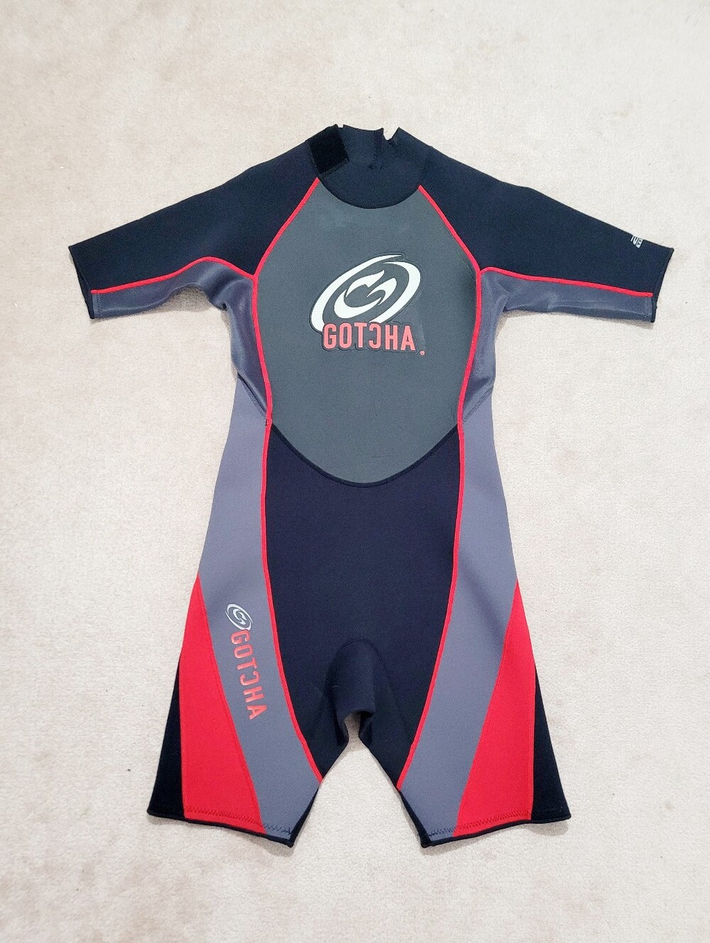 Gotcha 2.2mm Titanium Shorty Wetsuit Unisex Large Surf Dive Swim Spring Suit